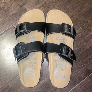 New Women’s Target Mad Love Keava Footbed Sandals